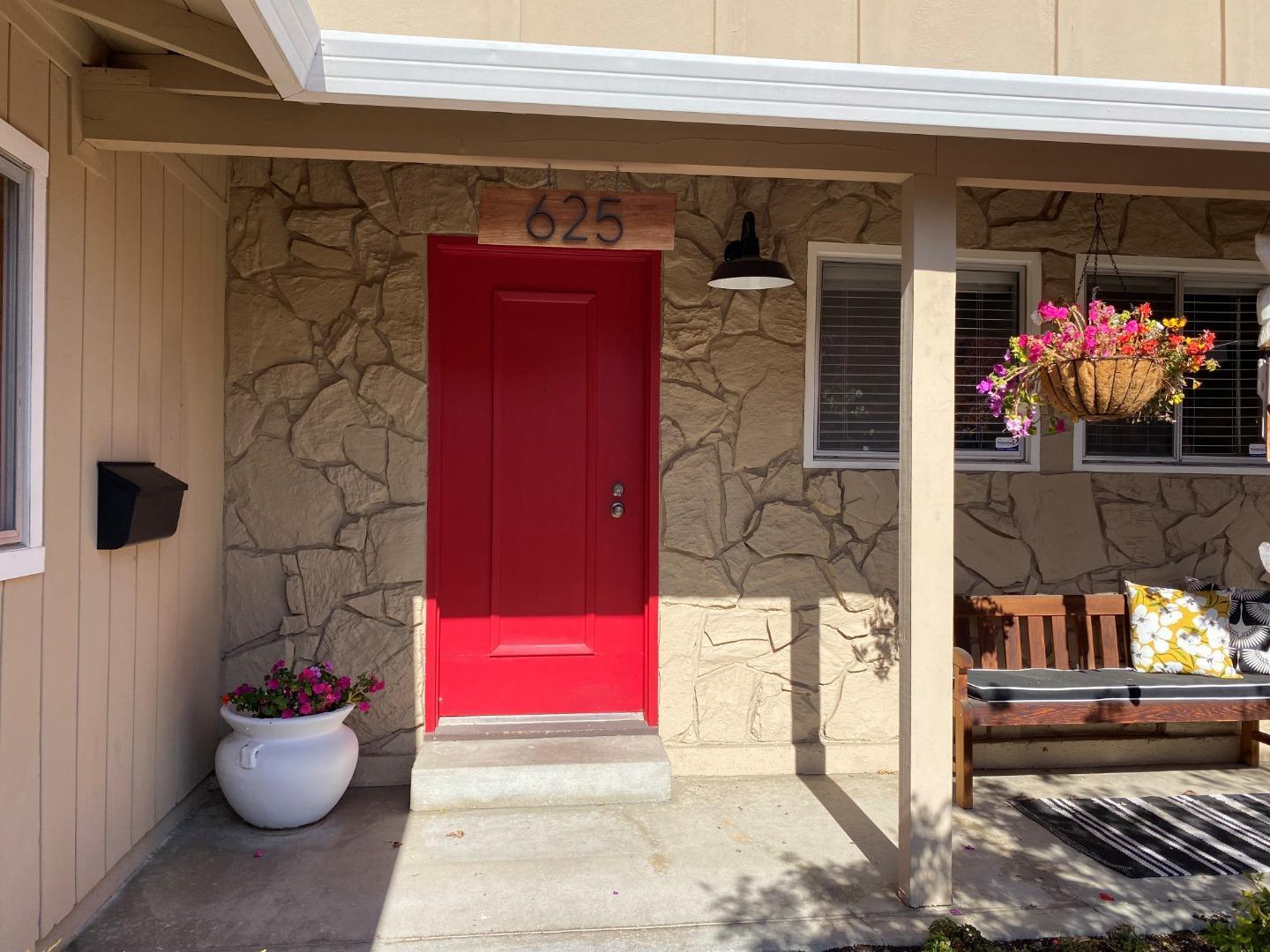 625 Comet Drive Foster City, CA 94404 - Photo 2 of 14 a view of a outdoor space