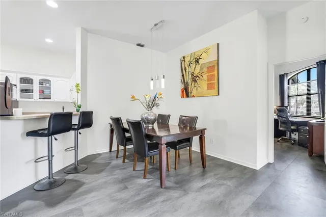 $439,000 | 178 Vintage Circle, Unit M202, Naples, FL 34119