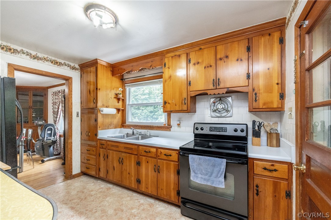 1335 Stavemill Road Powhatan, VA 23139 - Photo 12 of 32 Gallery Image 12