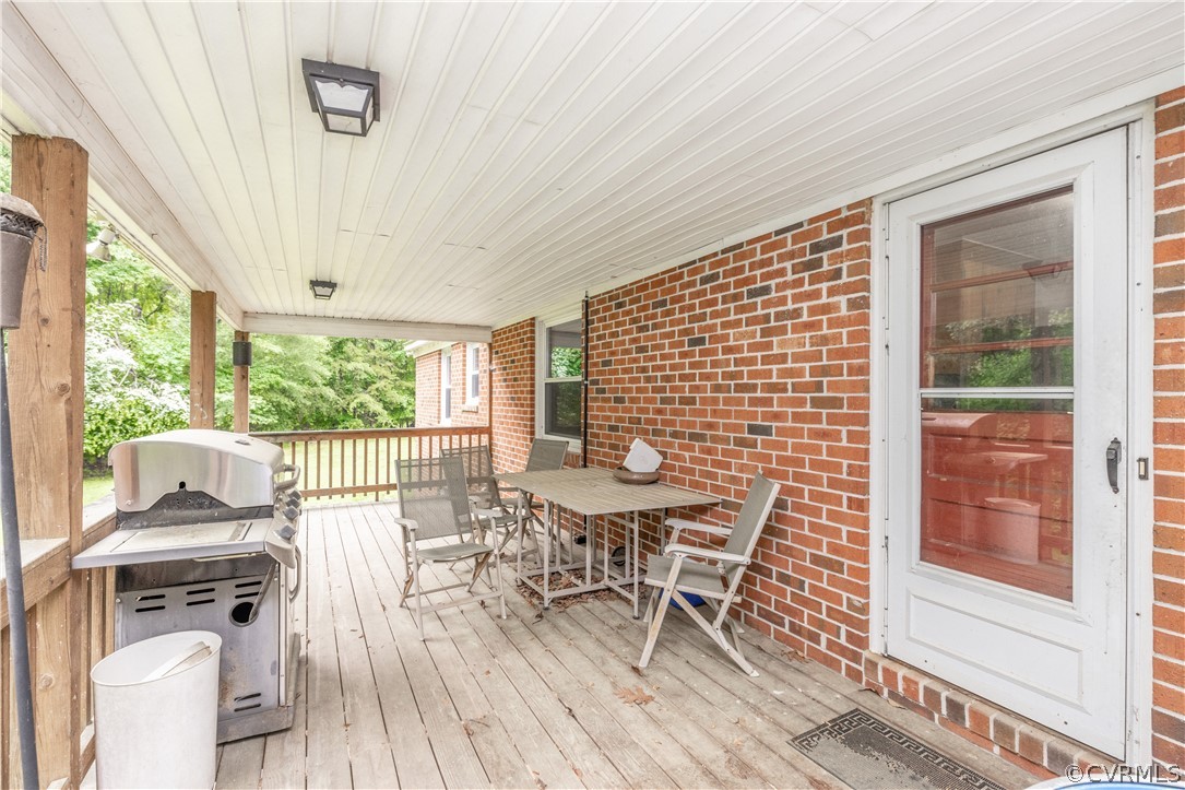 1335 Stavemill Road Powhatan, VA 23139 - Photo 4 of 32 Gallery Image 4