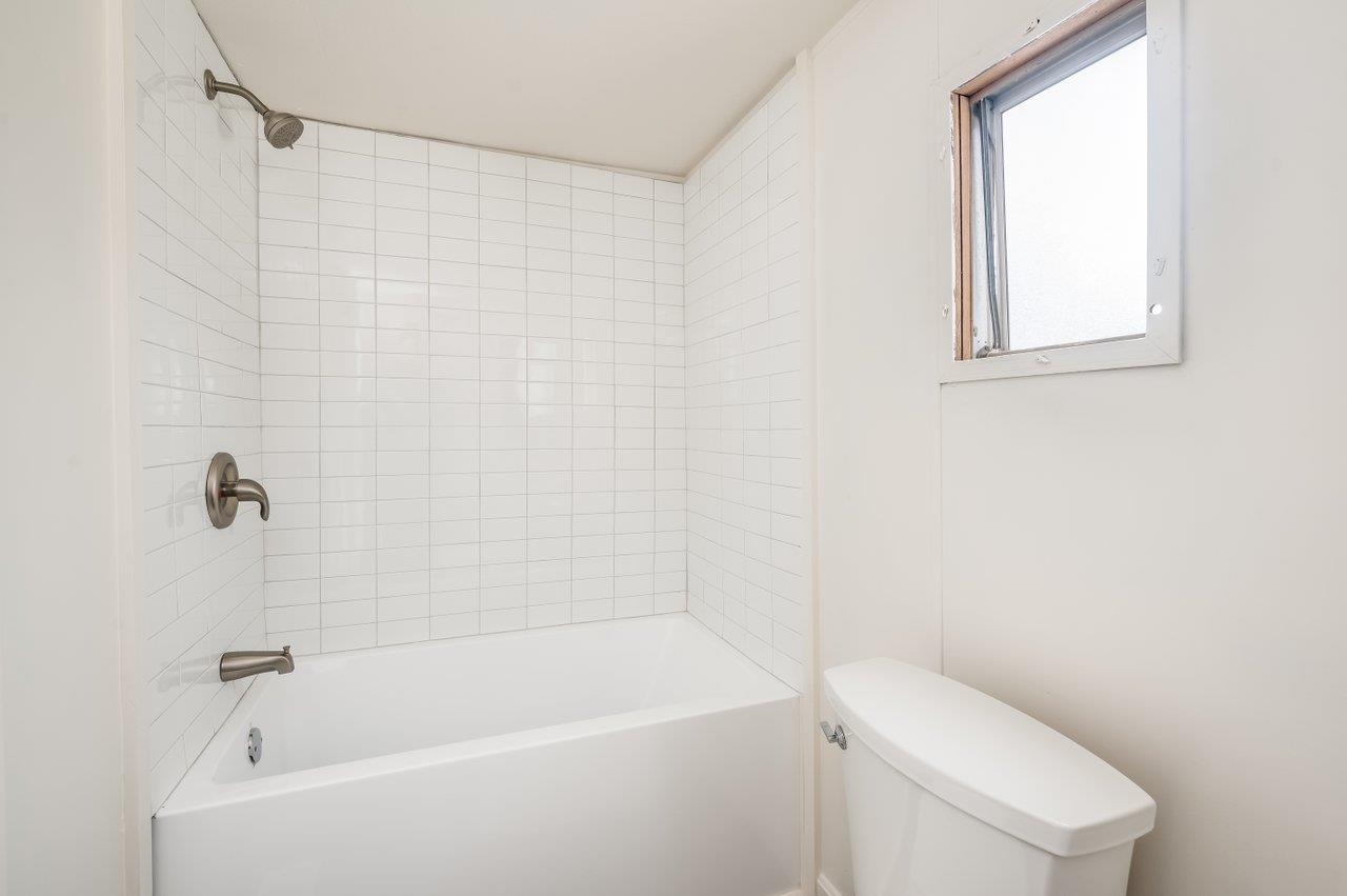 46 Limestone Lane Rochester, NH 03867 - Photo 16 of 20