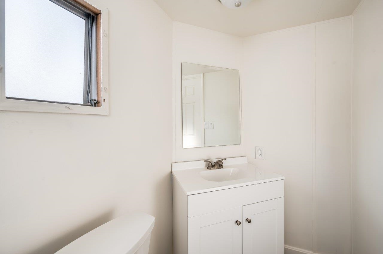 46 Limestone Lane Rochester, NH 03867 - Photo 17 of 20