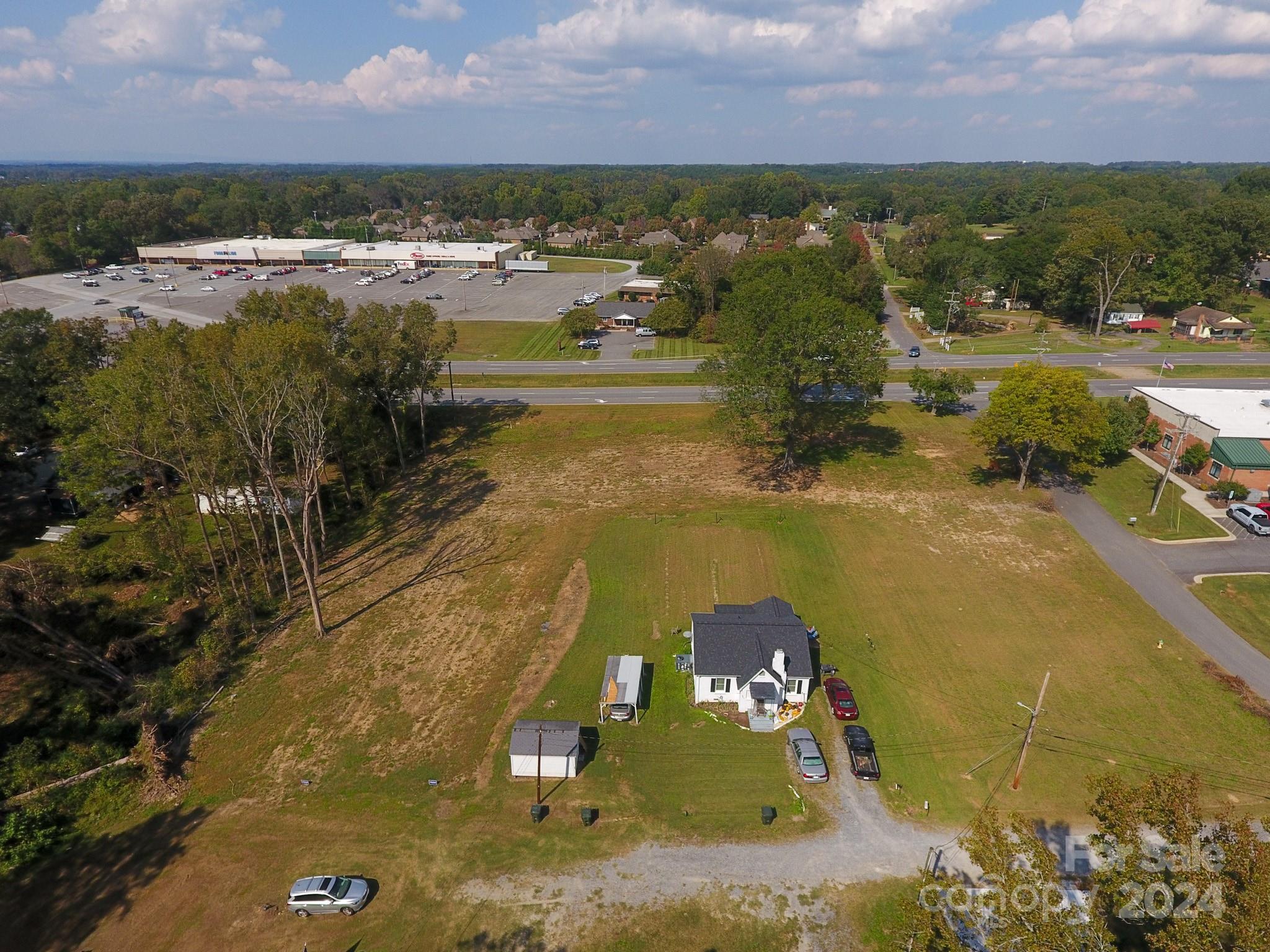 1301 Shelby Road Kings Mountain, NC 28086 - Photo 5 of 15 a view of a city