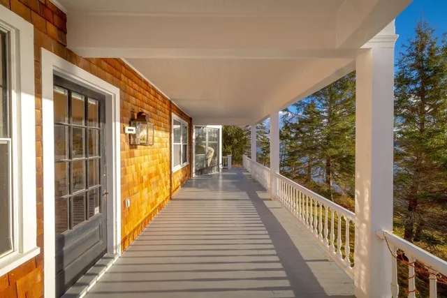 $8,000,000 | 13 Smallidge Point Road, Mount Desert, ME 04662