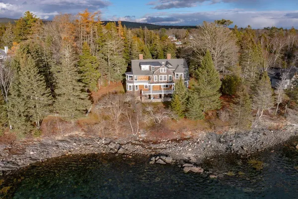 $8,000,000 | 13 Smallidge Point Road, Mount Desert, ME 04662