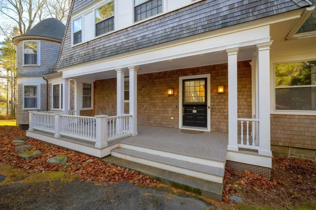 $8,000,000 | 13 Smallidge Point Road, Mount Desert, ME 04662