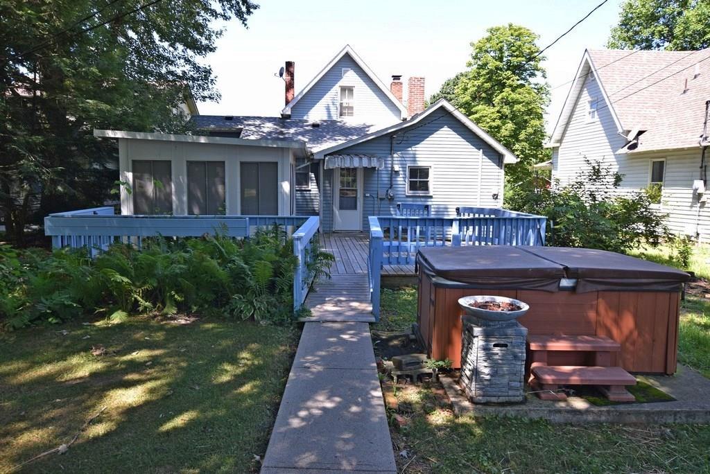 335 South Pendleton Avenue Pendleton, IN 46064 - Photo 18 of 26