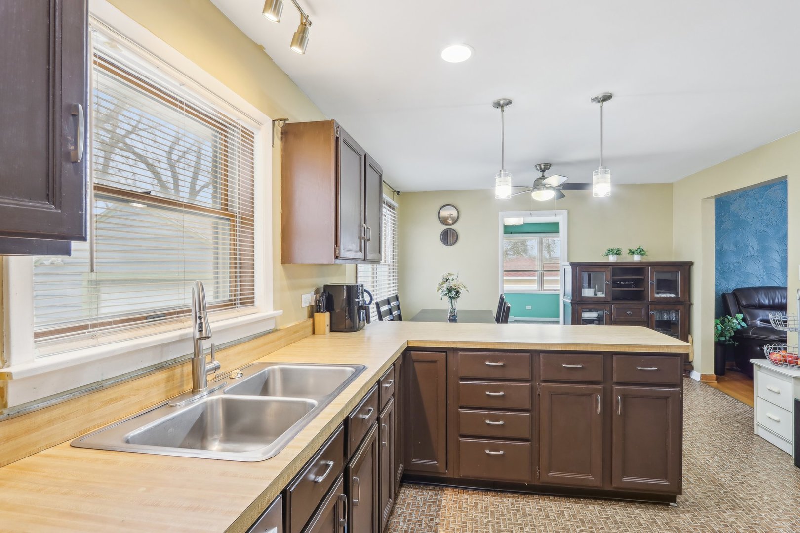 5800 Prospect Avenue Berkeley, IL 60163 - Photo 11 of 37