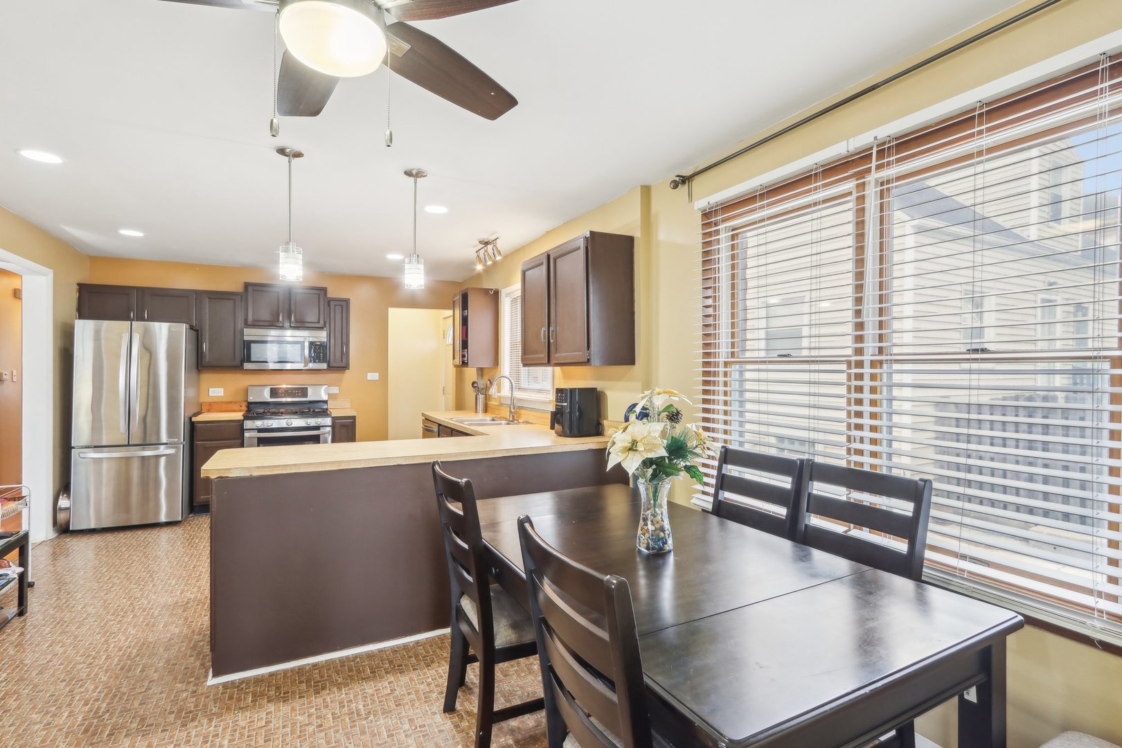 5800 Prospect Avenue Berkeley, IL 60163 - Photo 9 of 37