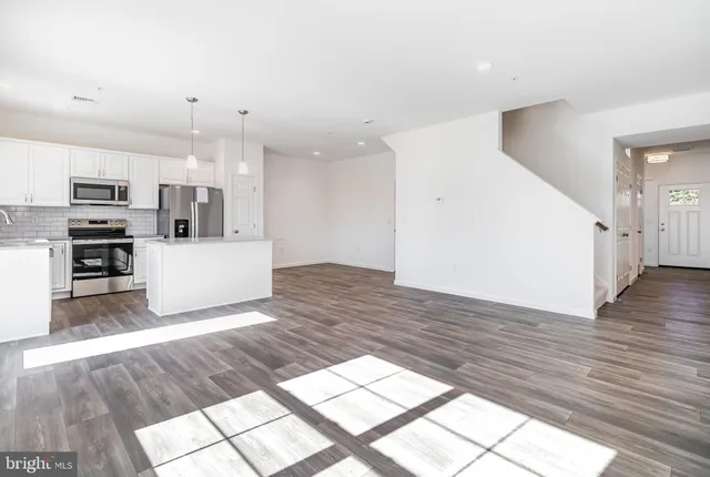 $1,995 | 7843 Briarwood Drive, Harrisburg, PA 17112