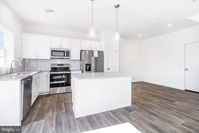 $1,995 | 7843 Briarwood Drive, Harrisburg, PA 17112