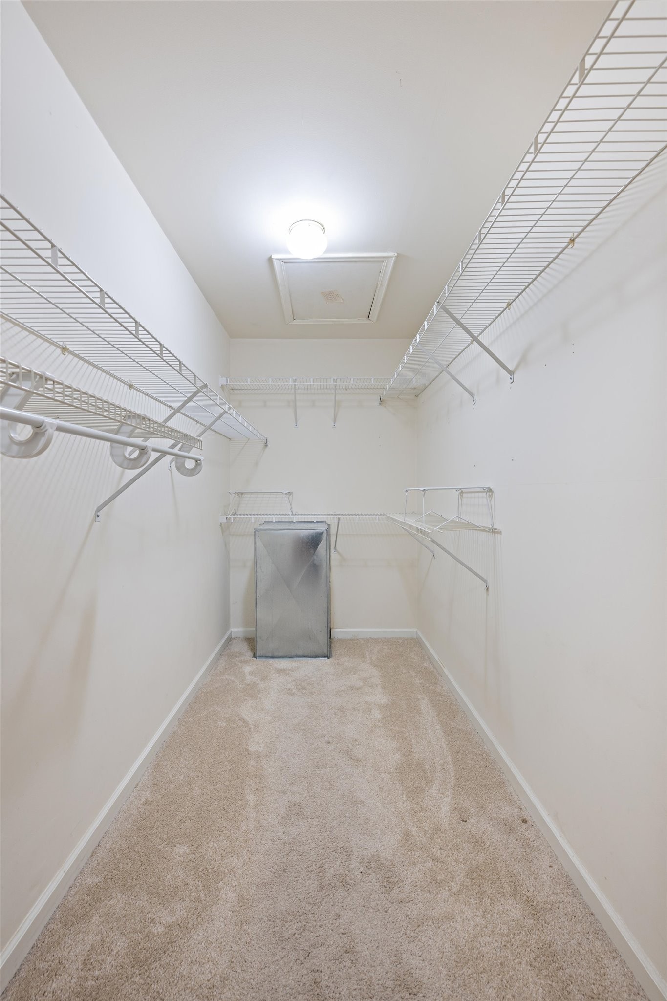 106 Lee Drive Springfield, TN 37172 - Photo 17 of 25 en empty room with windows