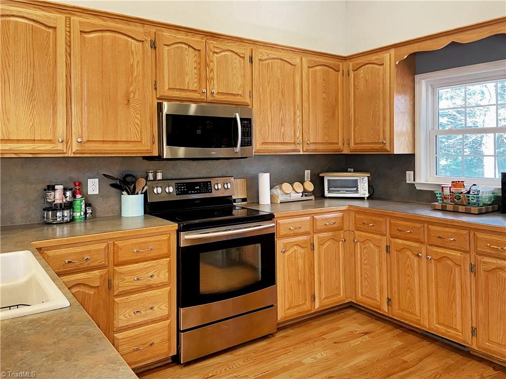 426 Shingle Gap Road Purlear, NC 28665 - Photo 21 of 43