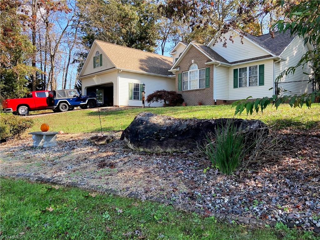 426 Shingle Gap Road Purlear, NC 28665 - Photo 5 of 43