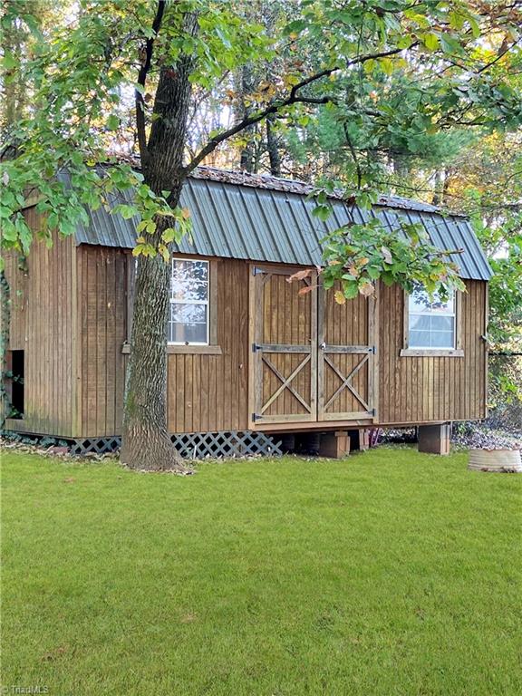 426 Shingle Gap Road Purlear, NC 28665 - Photo 10 of 43