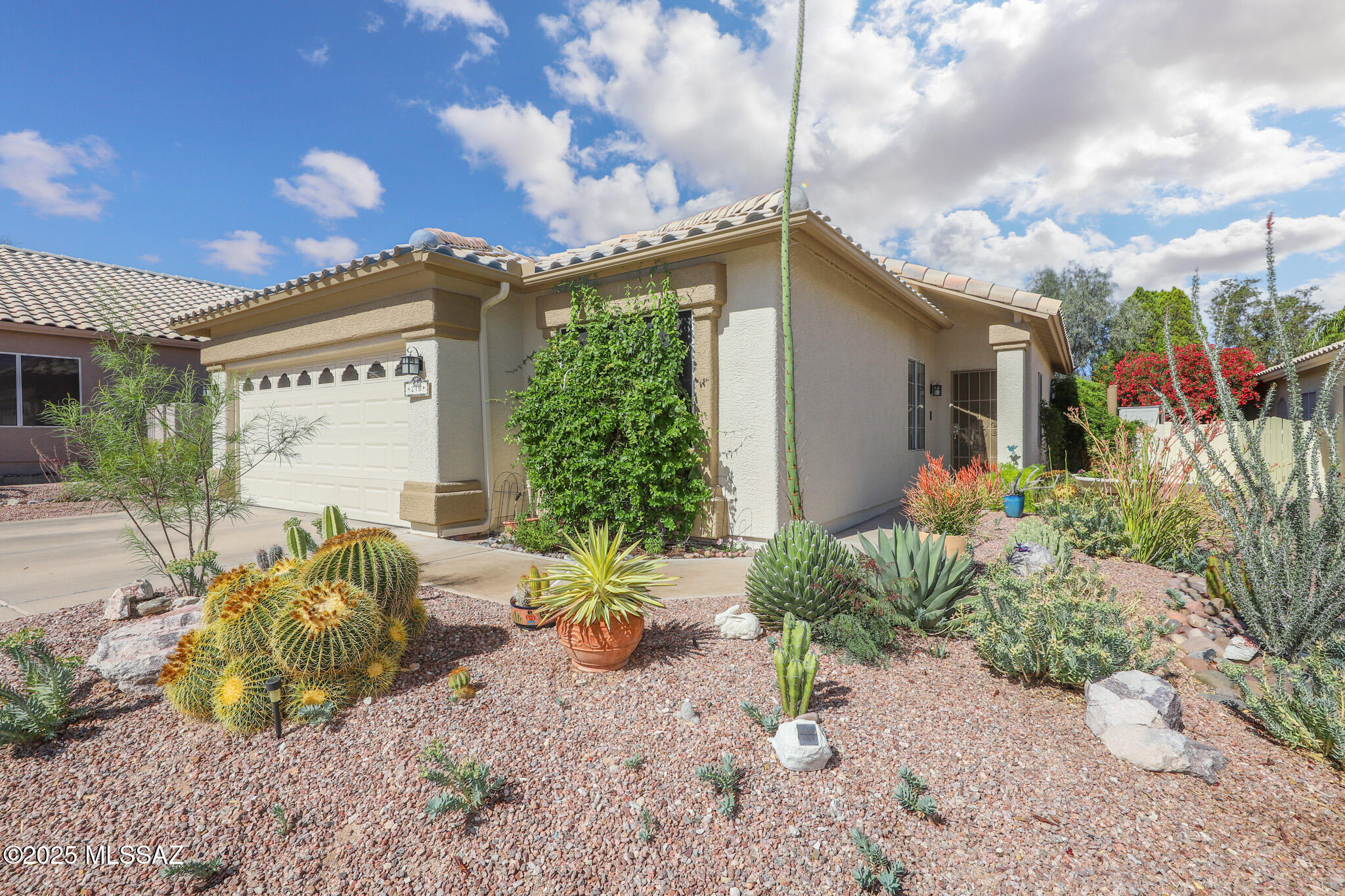 216 South London Station Road Tucson, AZ 85748 - Photo 3 of 41 Gallery Image 3