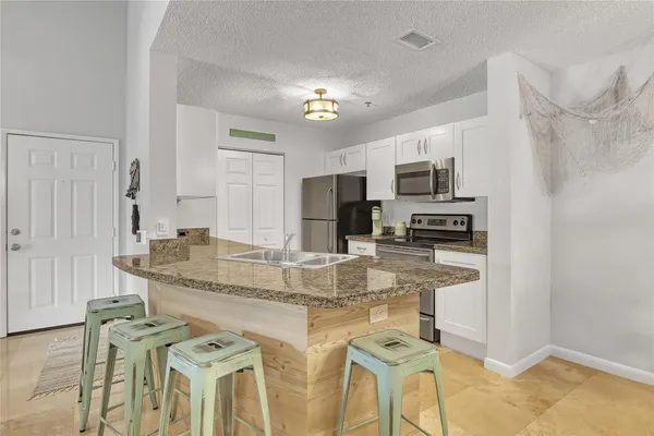 $3,100 | 3143 Clint Moore Road, Unit 205, Boca Raton, FL 33496