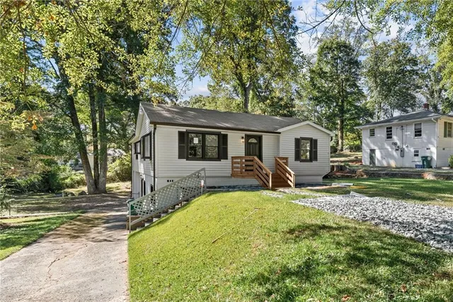 $549,900 | 1044 Pinedale Drive, Smyrna, GA 30080