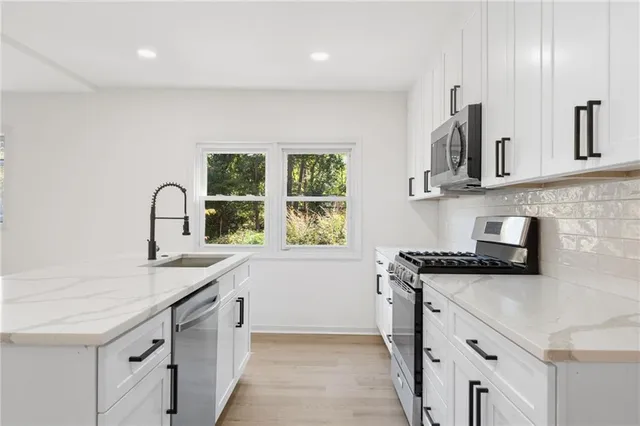 $549,900 | 1044 Pinedale Drive, Smyrna, GA 30080