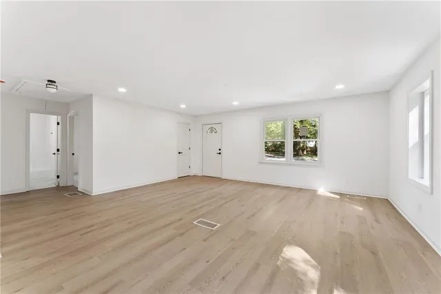 $549,900 | 1044 Pinedale Drive, Smyrna, GA 30080