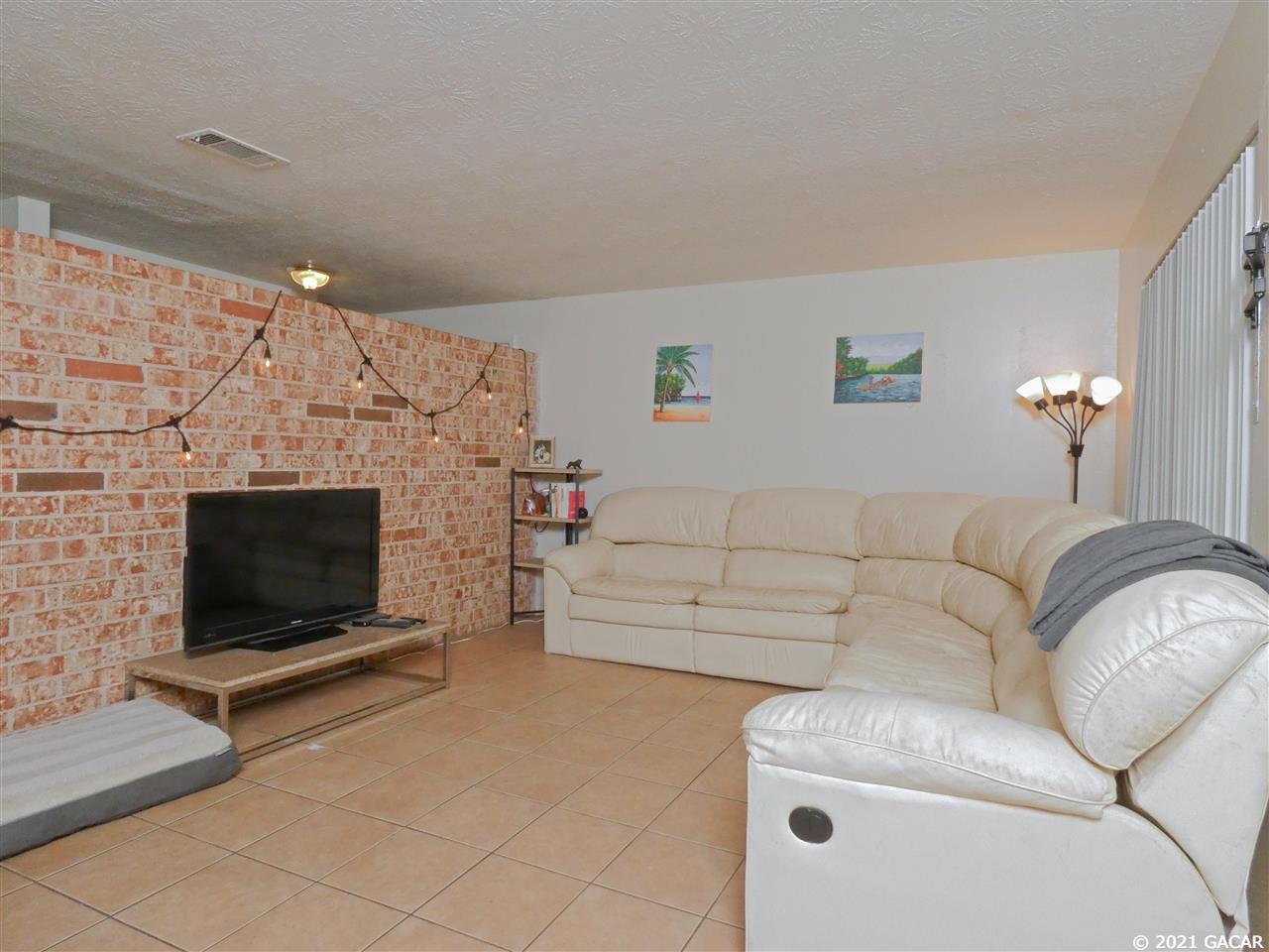 536 Northwest 34th Street Gainesville, FL 32607 - Photo 2 of 21