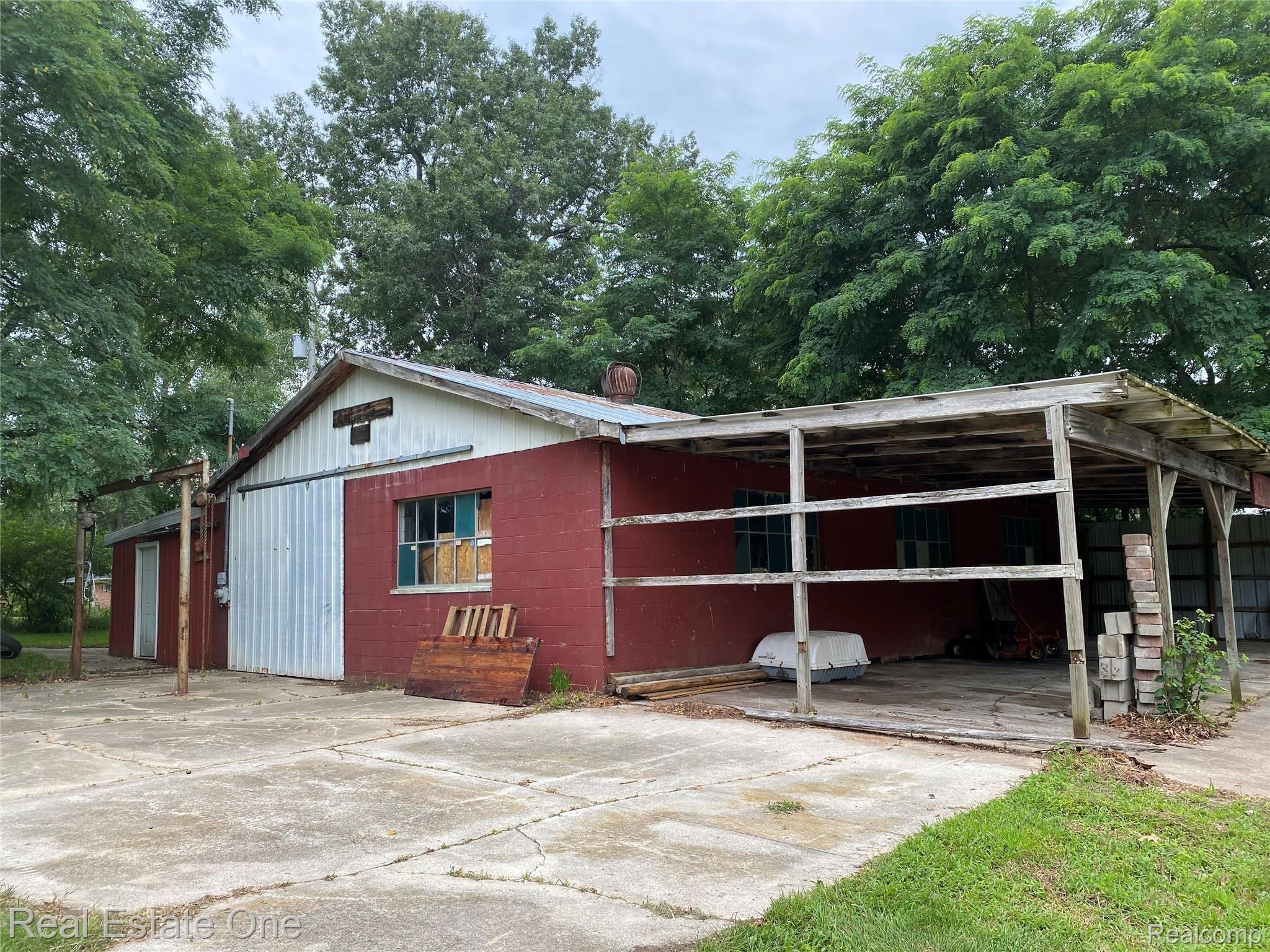 1465 Addis Road Holly, MI 48442 - Photo 4 of 16 35x50 Pole Barn