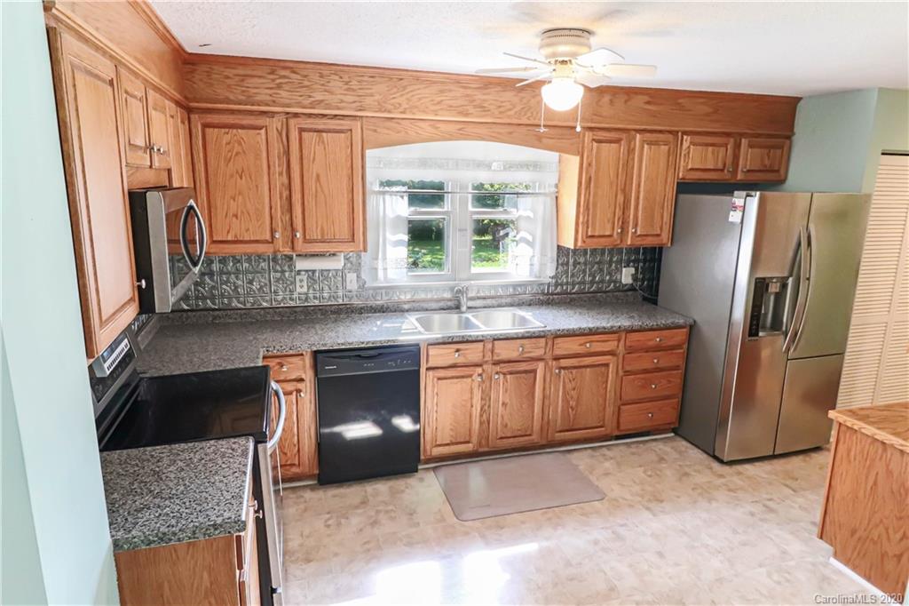 145 Deer Road Salisbury, NC 28146 - Photo 12 of 23 Gallery Image 12