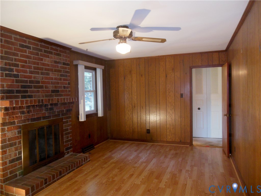7146 Cold Harbor Road Mechanicsville, VA 23111 - Photo 13 of 26 a view of empty room with a fireplace