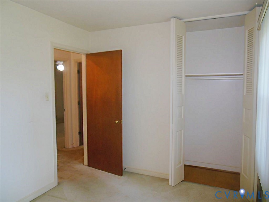 7146 Cold Harbor Road Mechanicsville, VA 23111 - Photo 23 of 26 a view of an empty room