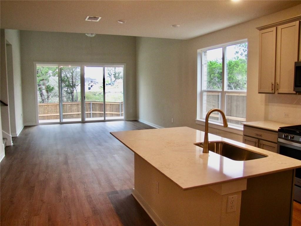 2005 Ruger Pass Leander, TX 78641 - Photo 15 of 18