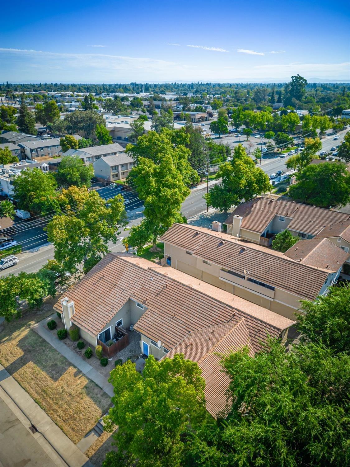 5720 Engle Road Carmichael, CA 95608 - Photo 7 of 33 Gallery Image 7