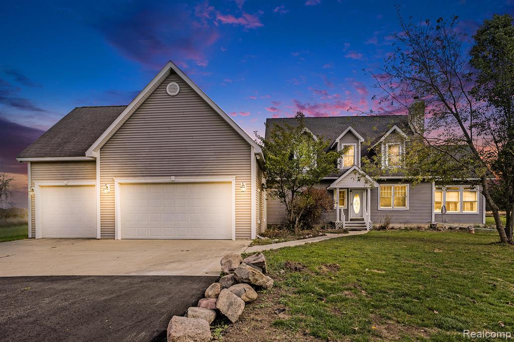 3290 Fisher Road Howell, MI 48855 - Photo 2 of 37 Gallery Image 2