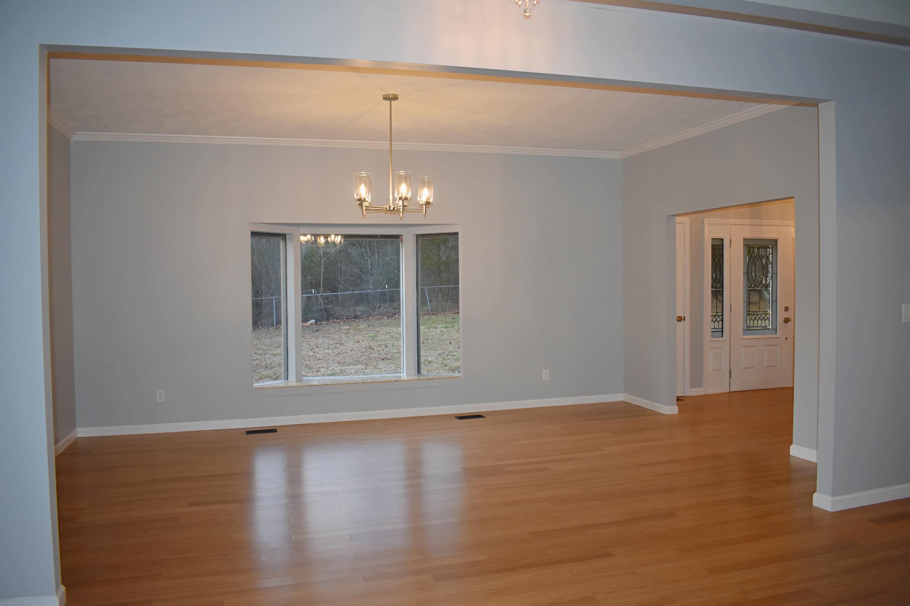 1143 New Hope Road Southeast Cleveland, TN 37323 - Photo 24 of 40 36 Large Dining3
