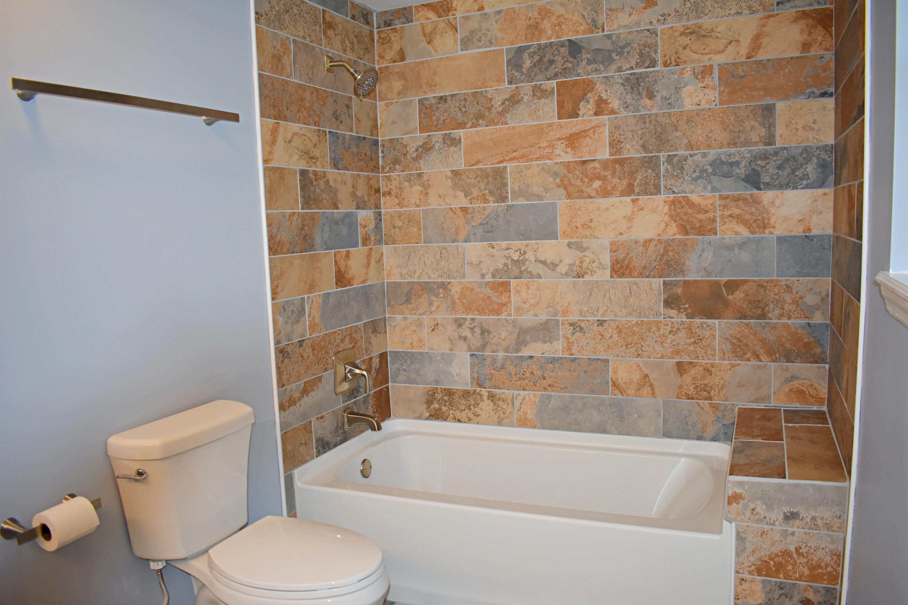 1143 New Hope Road Southeast Cleveland, TN 37323 - Photo 36 of 40 61 Upper bath1