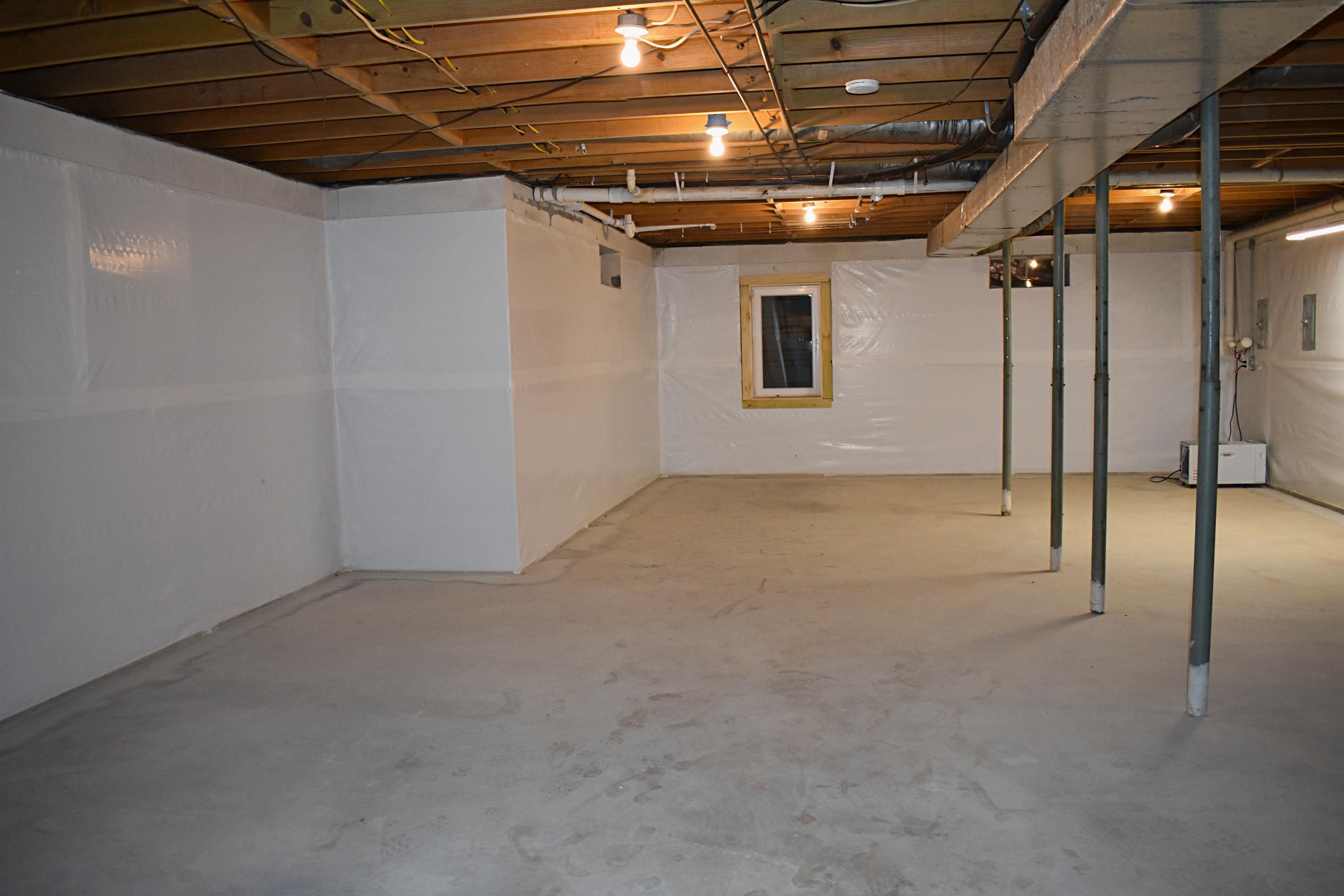 1143 New Hope Road Southeast Cleveland, TN 37323 - Photo 40 of 40 68 Basement unfinished3