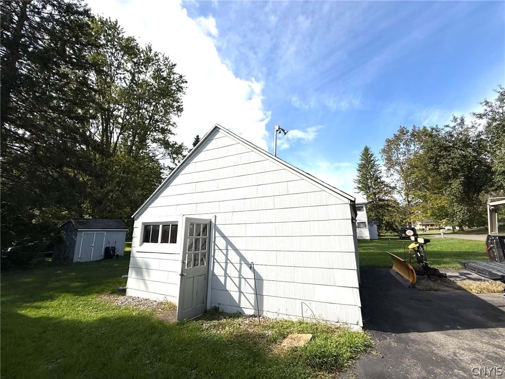 628 Fitch Street Oneida, NY 13421 - Photo 2 of 25 Detached Garage