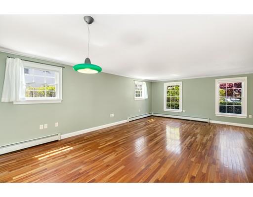 26 Cummings Road Newton, MA 02459 - Photo 3 of 25