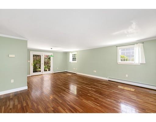 26 Cummings Road Newton, MA 02459 - Photo 7 of 25