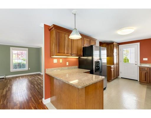26 Cummings Road Newton, MA 02459 - Photo 9 of 25