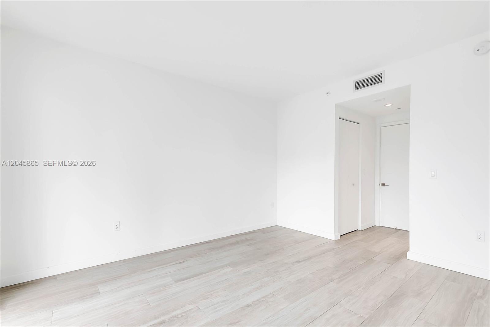 55 Southwest 9th Street, Unit 3104 Miami, FL 33130 - Photo 23 of 48
