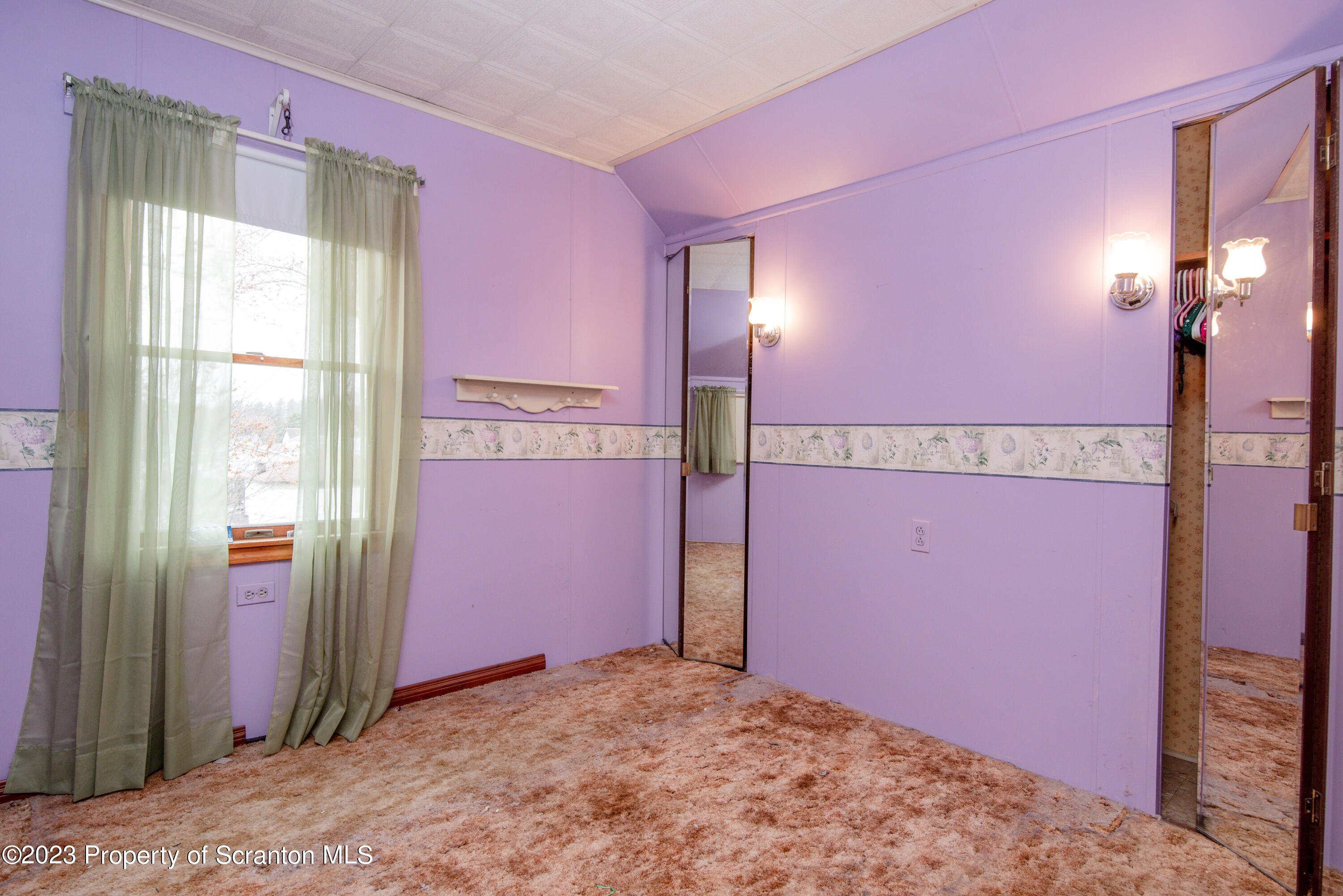 1119 Springbrook Avenue Moosic, PA 18507 - Photo 17 of 22 810_5902