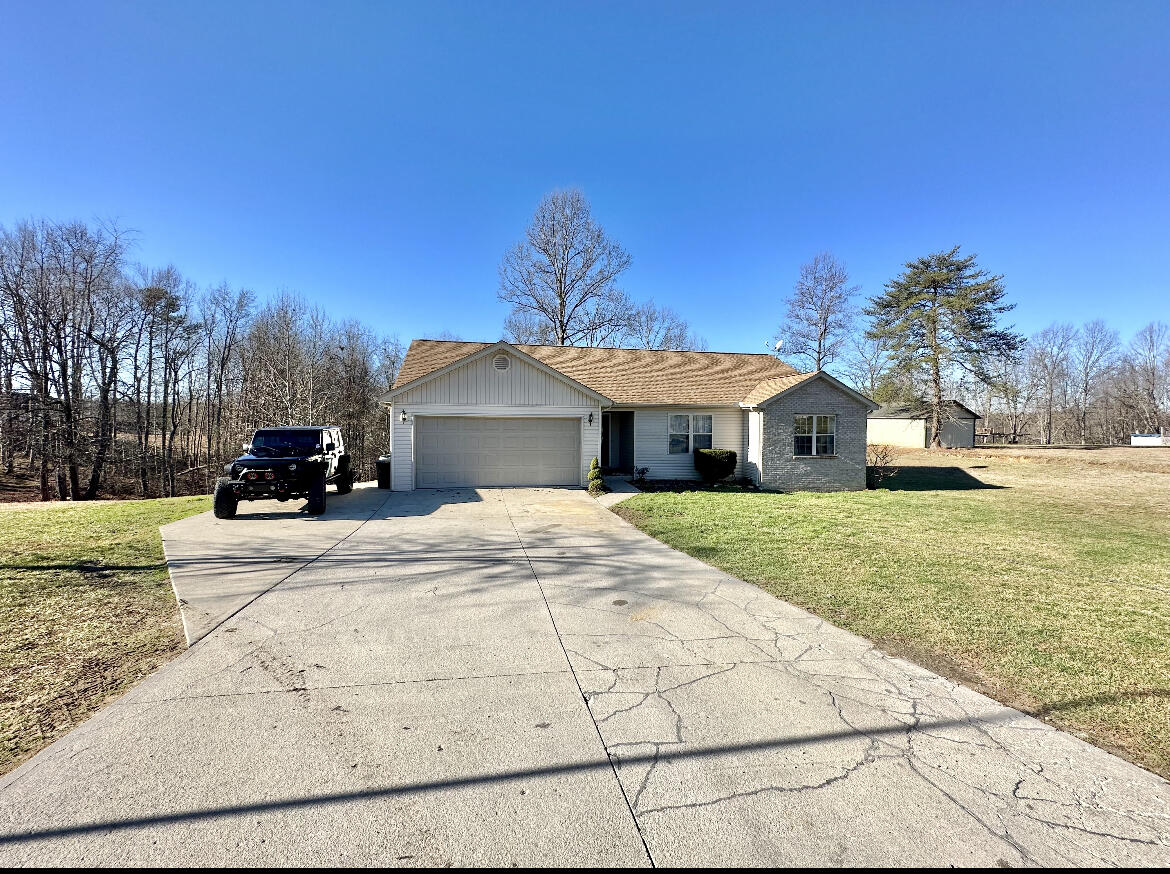241 Grandview Lane Strunk, KY 42649 - Photo 2 of 28 19B4951C-8216-4069-827E-18A6688E116B