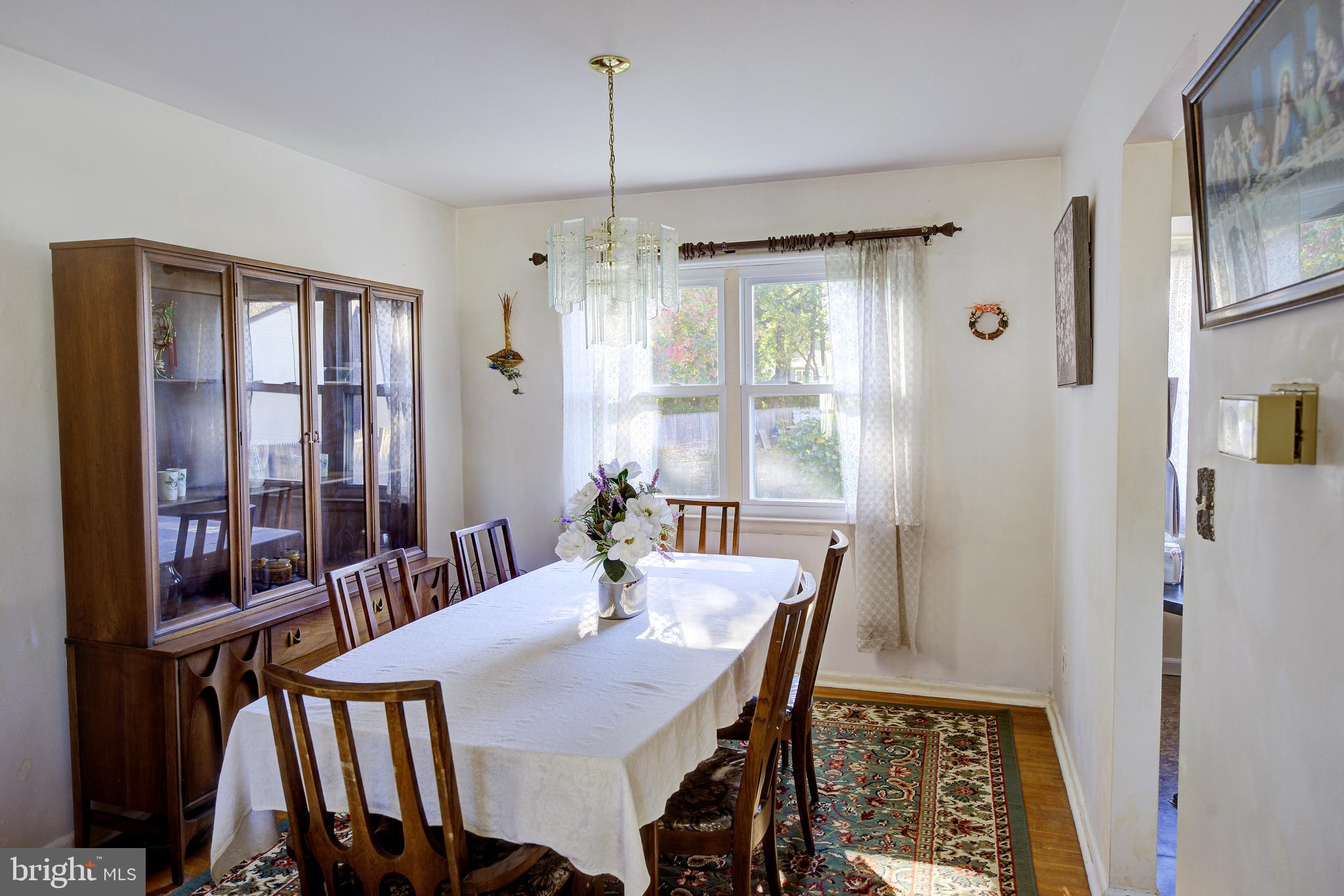 53 Hilton Road Mount Holly, NJ 08060 - Photo 8 of 28 Dining Room