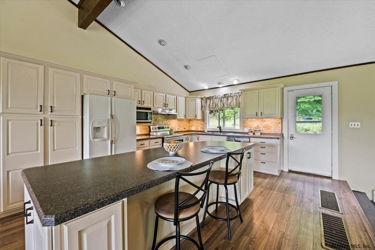 147 Greene Road Greenfield, NY 12833 - Photo 14 of 43 Photo 14