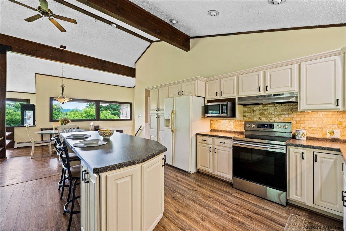 147 Greene Road Greenfield, NY 12833 - Photo 9 of 43 Photo 9