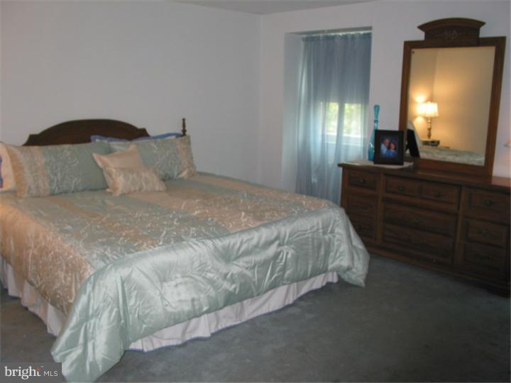 4 Everington Road Marlton, NJ 08053 - Photo 11 of 21 Bedroom - Main