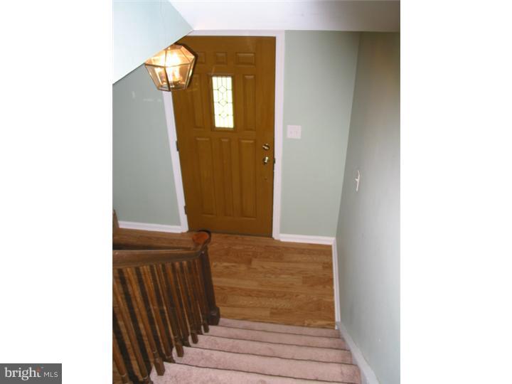 4 Everington Road Marlton, NJ 08053 - Photo 17 of 21 Foyer