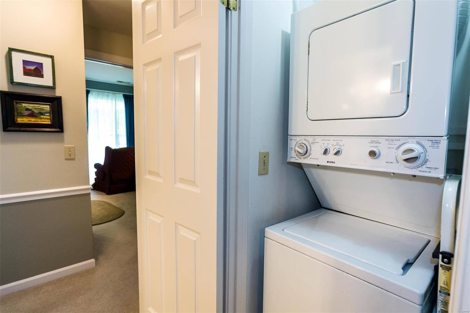 10 Jefferson Road, Unit 2D Webster Groves, MO 63119 - Photo 15 of 17 Gallery Image 15