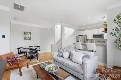 $375,000 | 400 Clarice Avenue, Unit 165, Charlotte, NC 28204