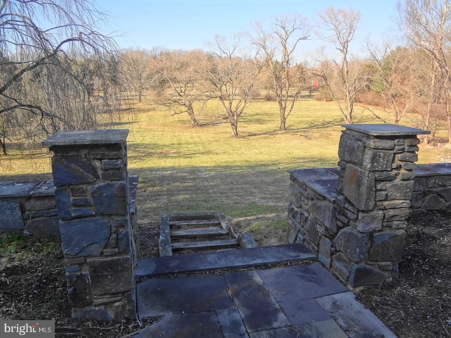 6821 Upper York Road New Hope, PA 18938 - Photo 21 of 25 Exterior Back